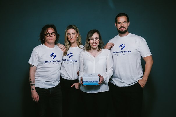 Vanesa Richterová, Ascend Project Assistant for Youth issues, in the middle among ambasadors of the Slovak Blind and Partially Sighted Union's public collection in 2022: Credit Slovak Blind and Partially Sighted Union.